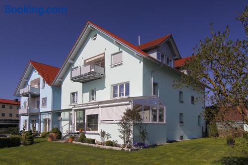 Apt mit Kinderbett. In Immenstaad am Bodensee