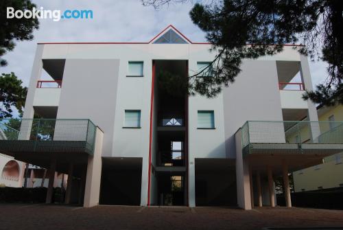 Apartamento de dois quartos em Bibione. Terraço!.