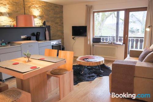 Breed appartement met 2 kamers. Ideaal voor groepen!