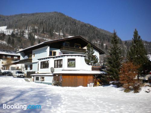 Ferienwohnung mit w-lan und Terrasse. Für 2 Personen