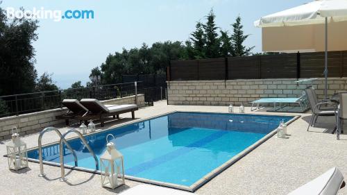 Family apartment with swimming pool. 240m2!