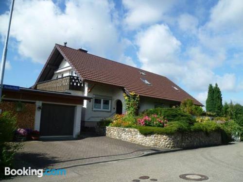 Spacieux appartement. Herbolzheim à vos pieds