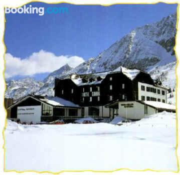 Perfect location in Passo del Tonale. With heating