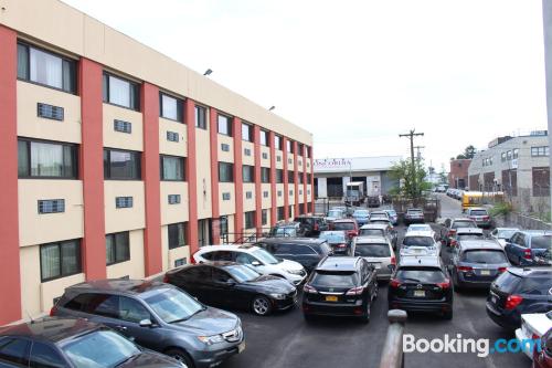 Apartamento en Queens con aire acondicionado