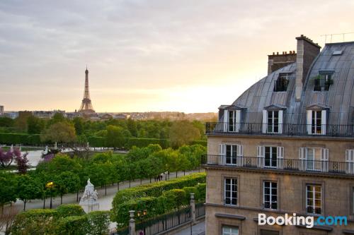 Apartamento apto para perros en París con terraza y internet