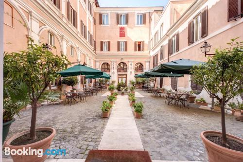 Place with wifi in best location of Rome