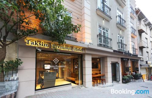 Prático apartamento para 2 pessoas em Istambul