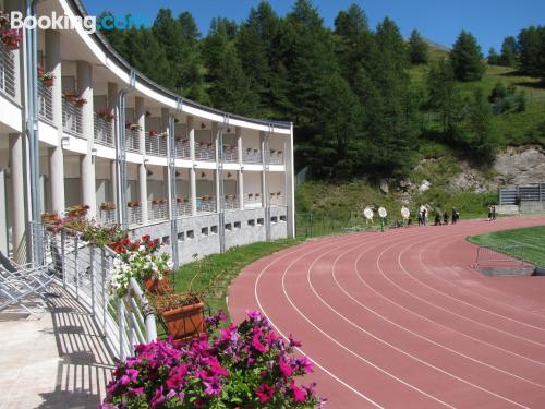 Apartamento adequado para cães à Sestriere. Terraço!