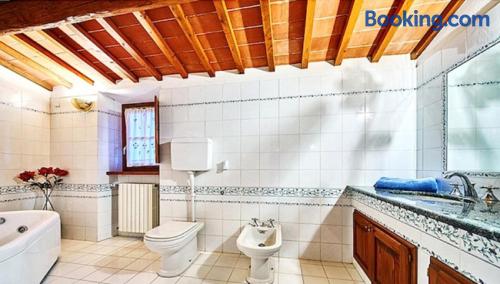 Appartement à Monte San Savino. Parfait pour 5 personnes ou plus