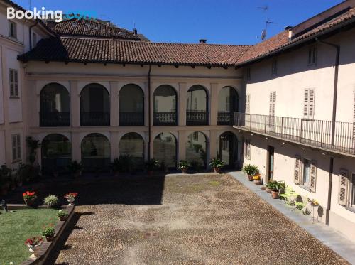 Confortable appartement à Castello di Annone. Idéal pour 5 ou plus