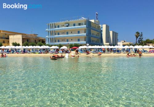 Appartement à Porto Cesareo. Terrasse et Internet!