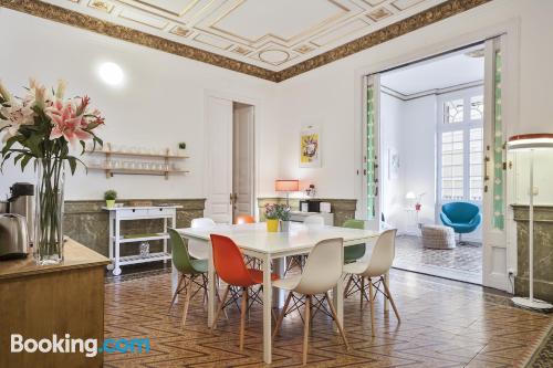 Apartamento en mitad de todo. ¡Aire acondicionado!