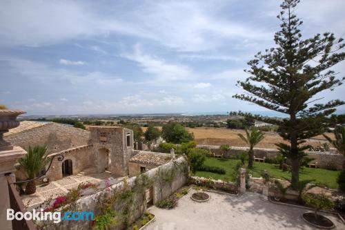 Ferienwohnung mit w-lan und Terrasse. In Pozzallo