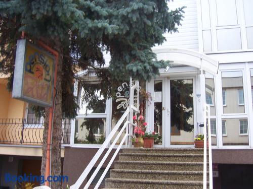 Wohnung mit Balkon und Internet. In Znojmo