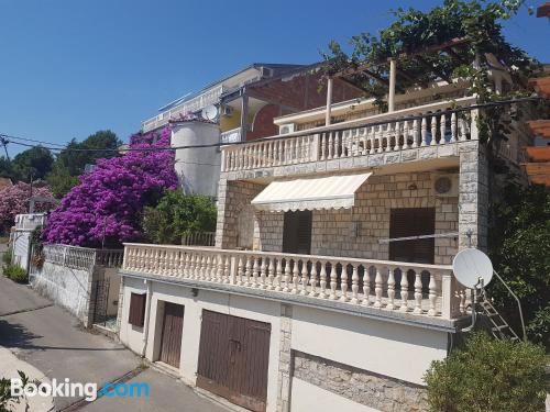 Apartamento de 55m2 en Tivat con vistas y internet