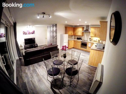 Grande apartamento com 2 quartos em Luton