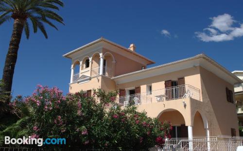 Apartamento en Roquebrune-Cap-Martin con terraza y wifi