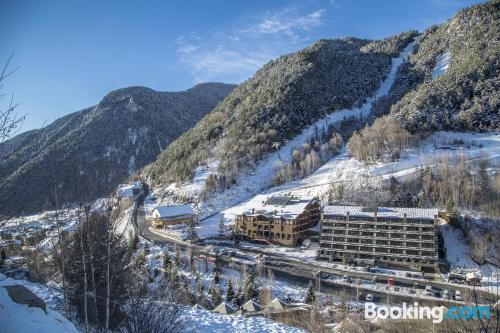 Appartement avec terrasse. À Arinsal