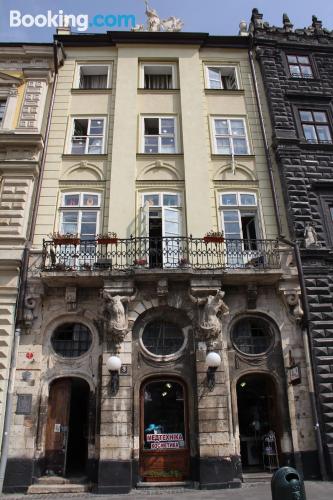 Apartamento com terraço em Lviv.