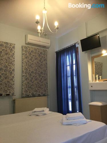Petit appartement à Agios Ioannis Pelio. Animaux acceptés!
