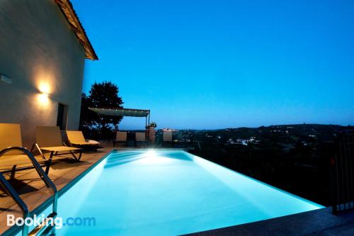 Appartement avec terrasse. À Barbaresco