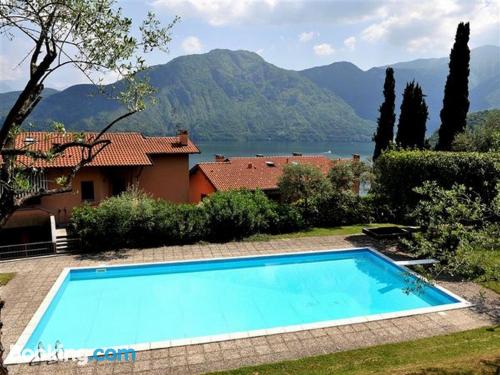 Zona centro con piscina en Mezzegra ¡Con terraza!