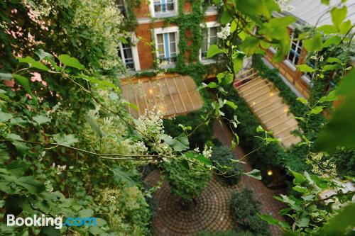 Prático apartamento em Paris. Perto de todas as atrações