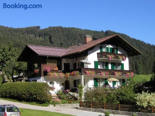 Place for 2 people in Gosau. Internet!