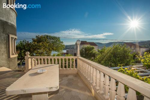 Appartement avec terrasse. Pour deux personnes