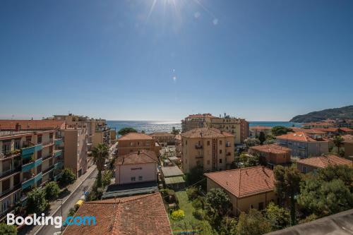 Appartement pour deux personnes. Terrasse et Wifi!