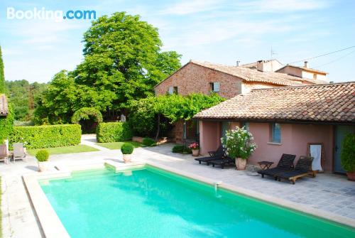 Ferienwohnung in Gordes. Balkon!