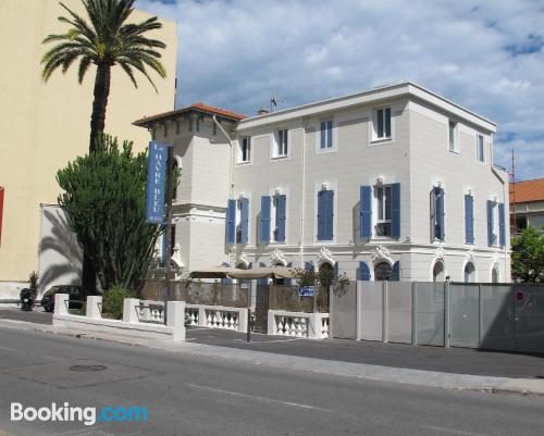 Appartement avec terrasse. Beaulieu-sur-Mer est votre