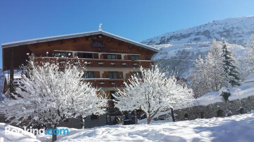 Valloire, nahe dem Zentrum. Tierfreundlich