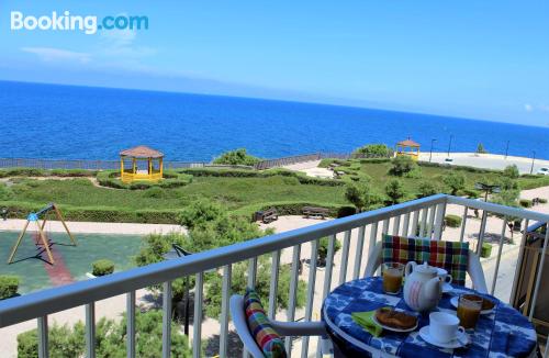 Apartamento en Marsalforn con terraza y conexión a internet