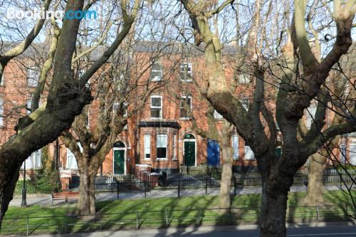 Gran apartamento de dos habitaciones con calefacción y internet