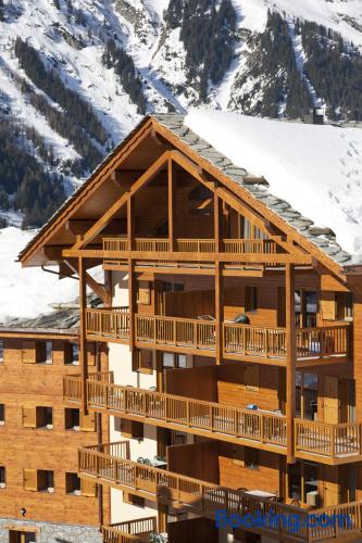 Spacious apartment in Sainte-Foy-Tarentaise with wifi.