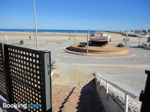 Apartamento con terraza en centro de Torredembarra