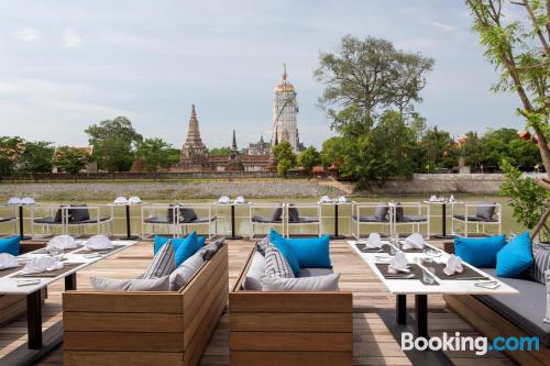 Prático apartamento em Phra Nakhon Si Ayutthaya