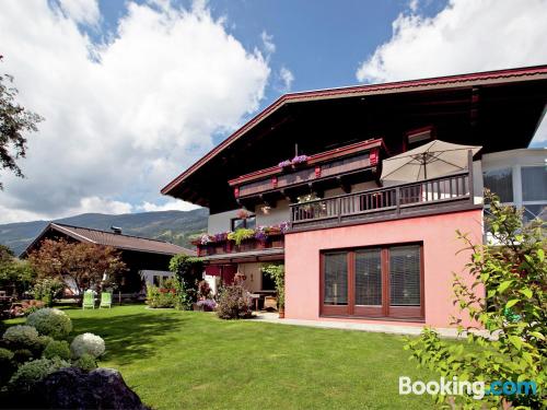 Ferienwohnung in Bramberg am Wildkogel. Mit Kinderbett