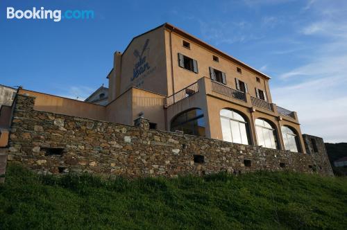 Appartamento con terrazza nel centro di Ersa