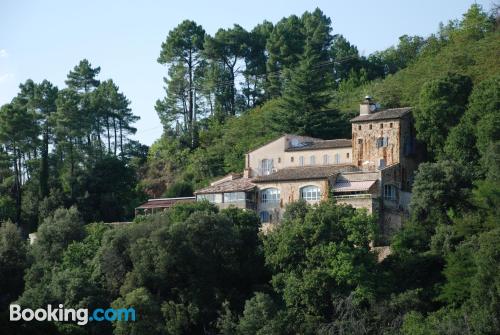 Ferienwohnung in Anduze. W-lan und Terrasse