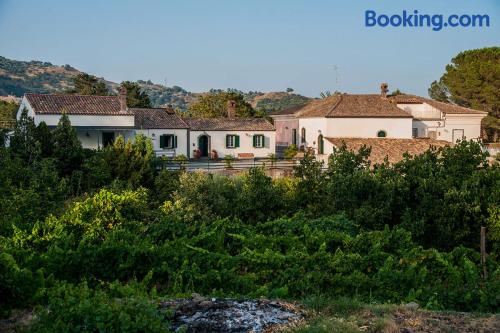 Apt mit Terrasse. In Piedimonte Etneo