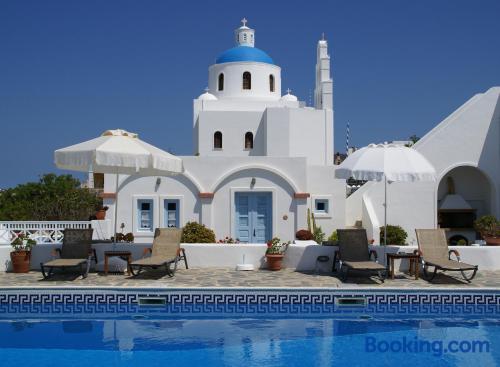 Aconchegante apartamento. Terraço e piscina