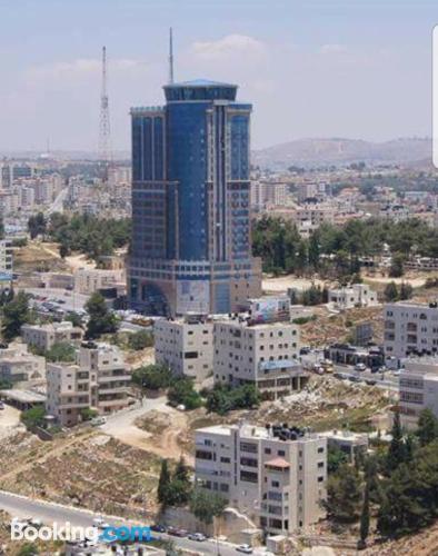 Appartamento di 50m2 a Ramallah. Terrazza e Internet