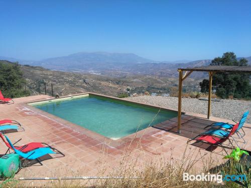 Appartamento con terrazza e piscina. Bérchules a vostro piacimento!