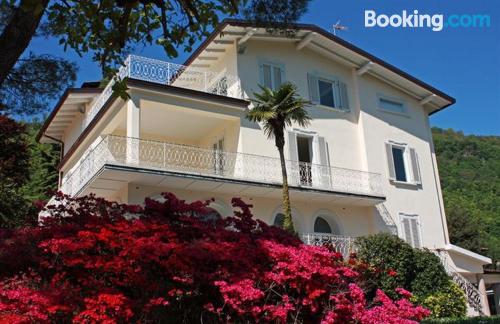 Appartement avec terrasse. À Oliveto Lario