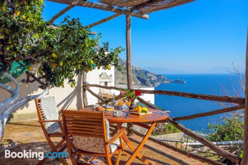 Appartamento con terrazza. Praiano per voi!