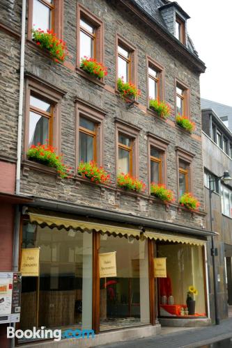 Appartement avec terrasse. Adapté aux enfants