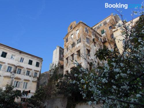 Appartement 45m2 in Corfu-stad. Terras!