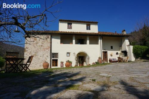 Animals allowed one bedroom apartment. Enjoy your pool in Pontassieve!